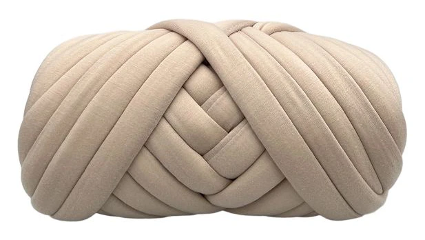 Armstickningsgarn för DIY-projekt, mjukt sammetsgarn Jumbo Tube Stickgarn för att skapa mysiga plädar, tjockt Chunky-garn med maskintvättbart garn