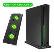 Förbättrad XBOX ONE X speluppsättning, kylfläktar för effektiv värmeavledning, dubbla laddningsstationer för kontinuerligt spelande, uppladdningsbara batterier