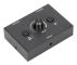 AB Switcher Selector för 3,5 mm ljudutrustning, Bi-Directionell 2 Ingång 1 Utgång eller 1 Ingång 2 Utgång Switchbox med En-Knapps Tystnad, Plug and Play