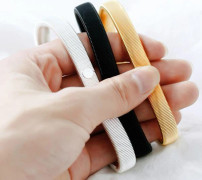 Europeiska och amerikanska herrarmband i metall med fjäder, elastiskt armband, armring, manschett