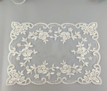 Europeisk Lyx Gyllene Gaze Spets Underlägg 42*30CM Bordsunderlägg Beige