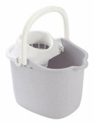 Set om en hink med en squeezer 15L CURVER