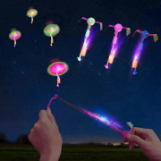【CA】15-pack LED-raketer, slangbella + lysande leksaker, flygande utomhusleksaker, självlysande festartiklar 15 st