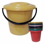 10-liters hushållshink av plast med lock och våg.