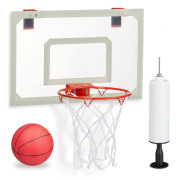 Basketkorg inomhus