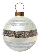 1 st silverfärgad utomhus jul uppblåsbar dekorerad boll gjord av PVC, 60 cm jättestor glad jul uppblåsbar ballong med pump utomhusdekorationer