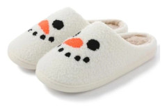 bolukets Mjuka Tofflor för Kvinnor och Män, Varma och Bekväma Plyschtofflor med Ludd, Kudde, Slip-on Hustomtar för Inomhus- och Utomhusbruk, Snowman_max Snowman 2.5/3