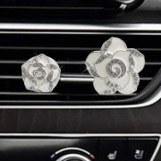 Bling-dekoration för bil, Bling-bilinredning, luftventilsdekoration med glänsande strass, diamantklämma - vita blommor (1 par)