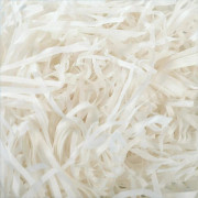 100 gram strimlat papper (vitt), strimlad Kraft Raffia pappersfyllning, presentkorgsfyllning, festtillbehör och presentinslagning, strimlat silkespapper