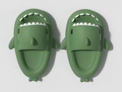 Shark Slippers Summer Couple Tjock sula inomhus Anti-halksandaler deep green 150mm