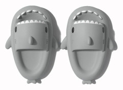 Shark II tofflor för barn sommar tjock botten pojke tecknad barn inomhus halkfria bad baby förälder-barn sandaler grey 160【适合脚长15-15.5cm】