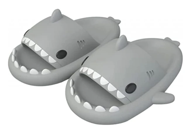 AVEKI Unisex Shark Slides Non-Slip Novelty Open Toe Sandals Fashionable Cute Beach Slippers Indoor & Outdoor, Light Grey, Size: 42/43