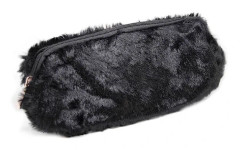 Pennfodral / Sminkväska fluffig - Flera färger