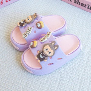 Nytt tecknat brev Unisex EVA-tofflor för barn Mjuk botten Anti-halk i ett stycke Slip-on-skor Bekväma lättviktsskor 26-27 Color Lavender purple