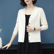Stor storlek vår och höst, koreansk version för kvinnor av toppen Lös v-ringad cardigan tröja Kort sektion av A Hundred Stickad Sweater Jacka XL vit