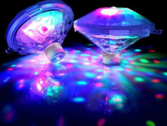 Badlampor Discolampor, Flytande Poollampor LED Färgskiftande med 8 Lägen Badtunnelampor, för Pool Damm Disko Fontän 2pcs