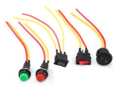 6A 10A 250V SPST På Av Snäpp in Vippströmbrytare 2 Trådsfäste för Bil Båt Universal