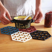 Isoleringsunderlägg för bordsartiklar 1/2/3/4 delar hexagonalt TPE-tekoppunderlägg värmebeständigt hushållsverktyg för köket B08 2 pieces As shown in the figure