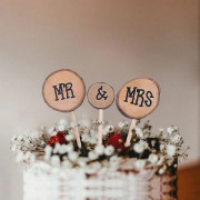 1pc Hollow Wooden Letter Love Just Married Mr&mrs Cake Topper Bride And Groom Wedding Cake Topper Engagement Gifts Cake Decor 12