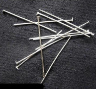 100 st Silverpläterade hattpinnar med platt hatt 18 mm. långa