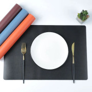 Set med 6 tvättbara placemats, halkfria, vattentäta, värmebeständiga, 45 x 30 cm (svart) KLB