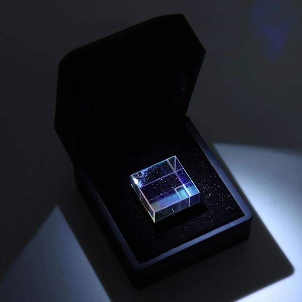 Sexsidig 23mm Ljusstark Kubisk Prisma för Färgat Glas