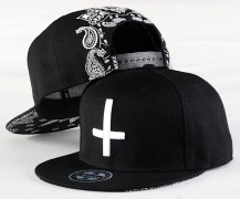 Flat kepsar för män och kvinnor Hip Hop dans coola hip hop kepsar Broderade kors basebollkepsar Casual mode street hipster kepsar svart