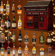 The Temple Bar Adventskalender 2025, 24 dagar julnedräkningskalender med 24 whiskys jul 2D akrylprydnader, present till whiskyälskare