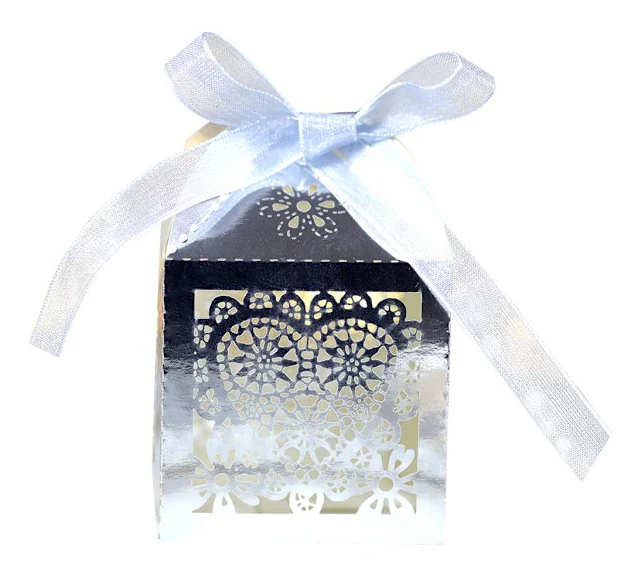 Skärbox 100 Stycken Bröllopsbil Alla Hjärtans Dag Presentförpackning Bröllopsbankett Presentförpackning Ihålig Godisask Bröllopsbrud Alla Hjärtans Dag Chokladask Fyrkantig Ask Reflective silver