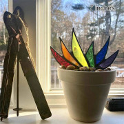 Suncatcher färgad agave växt Blomkruka prydnad hem handgjorda hantverk för trädgård gård utomhus inomhus bord skrivbord Multicolour 7 Inch