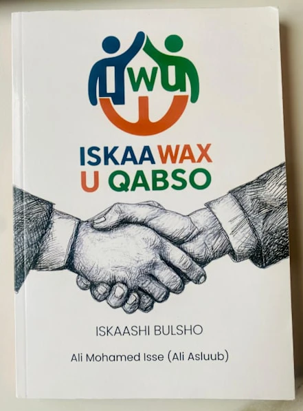 Iskaa Wax u Qabso (Bok / Häftad)