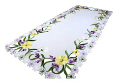 BORDSLÖPARE Broderad vit 40/85 vit bordsduk med broderi i satintyg