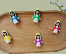 24 små Maria-statyer, mini-Maria-dockor, perfekta för kurragömma, klassisk religiös present, lämpliga för söndags- och påskäggsfyllning