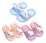 Sanrios Cinnamoroll HelloKittys Anime Figur Tecknade Sommar Inomhussandaler Duschrum Halkfria skor Söta Vuxna Barntofflor