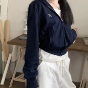 Kort huvförsedd långärmad sweatshirtjacka för kvinnor på hösten Nischdesign dragkedjekofta topp 2XL