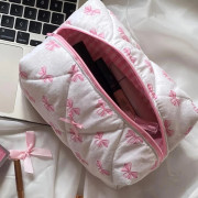 Snygg Rosa Rosett & Blommig Vadderad Sminkväska för Kvinnor Bärbar Polyester Sminkorganisatör med Dragkedja Perfekt för Läppstift & Rese-Nödvändigheter rosa