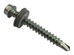 Novotegra skruv 6.5x50 E16 för infästning av takprofil i taktäckning med träpanel, med 16 mm tätningsbricka (100 st.)