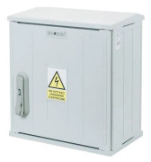 Incobex termohärdande kapsling IP44 (plan lucka, lås för insats och hänglås, PCV-ledningar, PCV-gångjärn) STN 40x42 IOB-31110-01-007