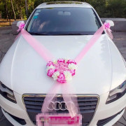 Luxury 8-piece Wedding Car Decoration Kit in Fuchsia, Pink and White: Wedding Car, Flower Bouquet, Tulle and Ribbon Flowers