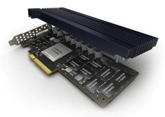 Samsung PM1735 1,6 TB Half-Height/Half-Length (HH/HL) PCI Express 4.0 NVMe