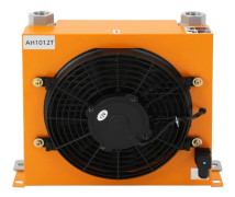 Hydraulisk oljekylare AH1012T - 12V DC fläktkylare - 100L/min flöde - 6000kcal/h kapacitet - ≤20bar arbetstryck - Låg ljudnivå 30–45dB - Aluminium luftkylning - Gul