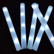 LED-glödpinnar Glödande Skumstavar Cheer Tube Mörkt Ljus Födelsedag White
