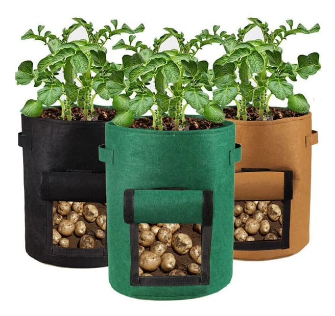 Set med tre 10-gallons potatisodlingspåsar. Non-woven tyg. Med lucka och handtag. för odling av potatis, morötter, jordgubbar, tomater och...