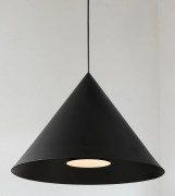 Hanzu hänglampa, Ø 55 cm, svart, E27 – LOOM DESIGN - Vardagsrum - Modern - Aluminium - Med en ljuskälla