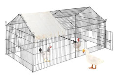 220x106x104 cm metall hönshus med 4 dörrar och skyddskåpa, robust struktur, väderbeständig, lätt att montera