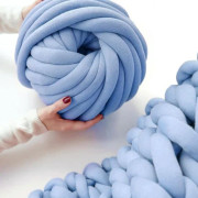 Chunky garn för armstickning – perfekt för att göra gigantiska tubulära virkade filtar – DIY handstickning – stickade kuddar – tvättbart chunky tubulärt garn